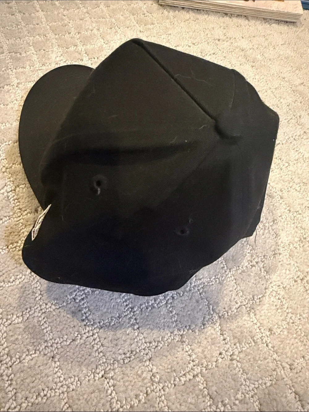 New Era Kids Black Cap with White LA Logo